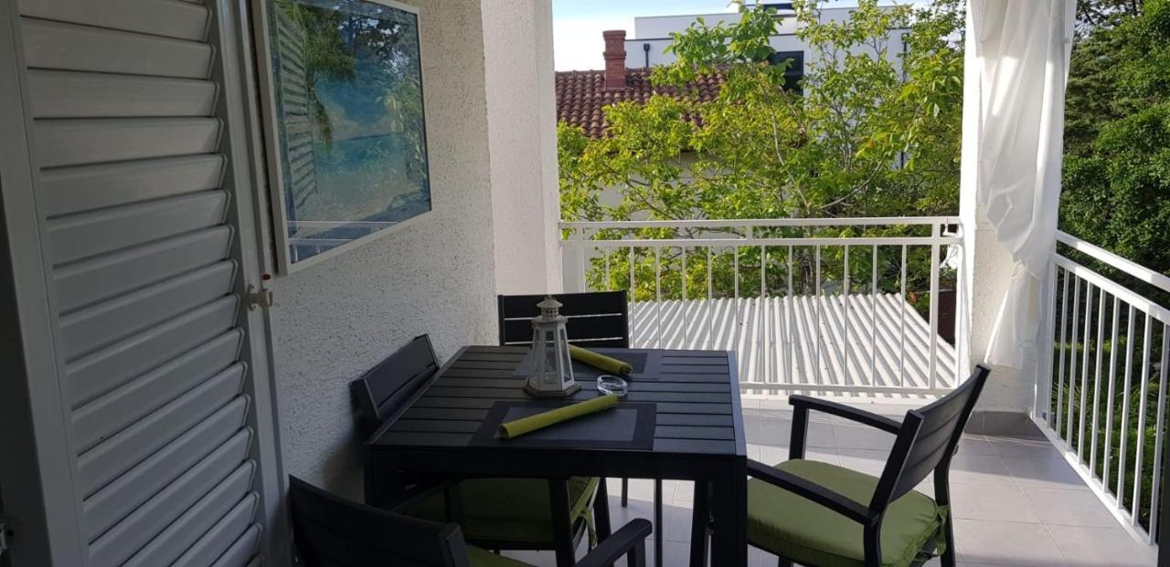 Modern Apartment In The Heart Of Nijvice Zewnętrze zdjęcie